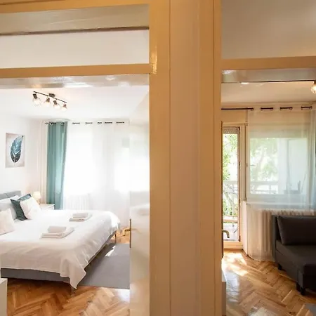 Green Boulevard 1-Bedroom Flat Novi Sad Exterior photo