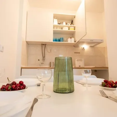 Green Boulevard 1-Bedroom Flat Novi Sad Exterior photo