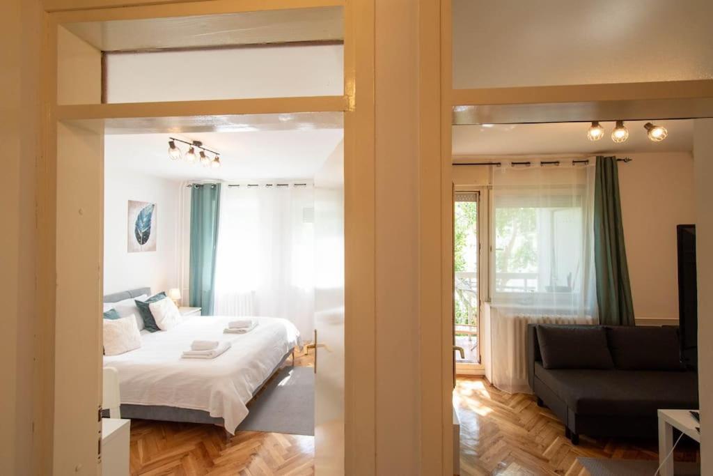 Boulevard 1-bedroom Flat